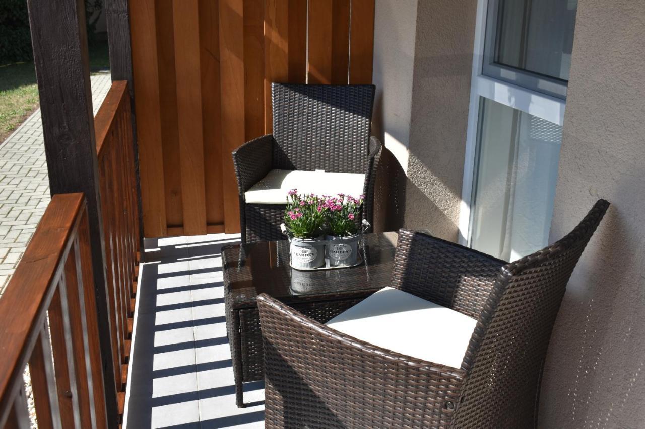 Livia Apartman Hévíz Exterior foto